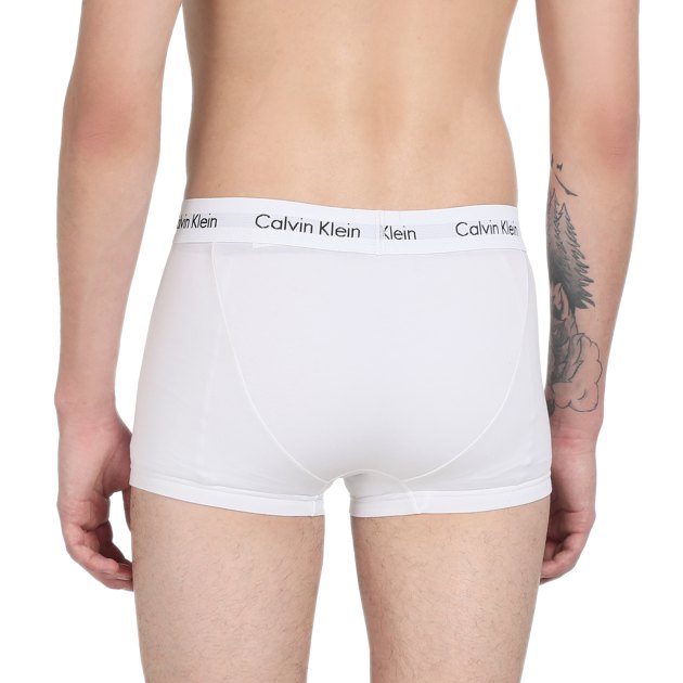 Мужские трусы 3 шт. CALVIN KLEIN 3P LOW RISE TRUNK, Артикул 0000U2664G, мультицвет | 2263050. Ракурс 4 Мужские трусы 3 шт. CALVIN KLEIN 3P LOW RISE TRUNK, Артикул 0000U2664G, мультицвет | 2263050. Ракурс 4