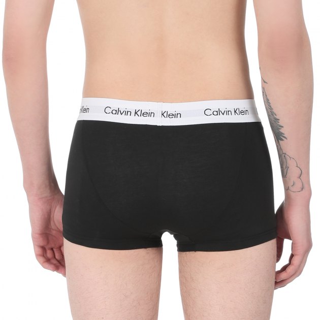 Мужские трусы 3 шт. CALVIN KLEIN 3P LOW RISE TRUNK, Артикул 0000U2664G, черный | 2283828. Ракурс 2 Мужские трусы 3 шт. CALVIN KLEIN 3P LOW RISE TRUNK, Артикул 0000U2664G, черный | 2283828. Ракурс 2