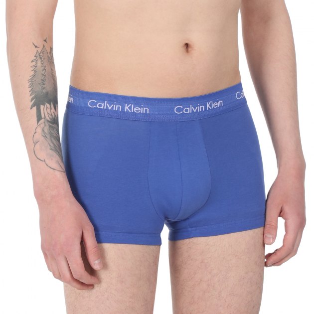 Мужские трусы 3 шт. CALVIN KLEIN 3P LOW RISE TRUNK, Артикул 0000U2664G, мультицвет | 2283834. Ракурс 5 Мужские трусы 3 шт. CALVIN KLEIN 3P LOW RISE TRUNK, Артикул 0000U2664G, мультицвет | 2283834. Ракурс 5