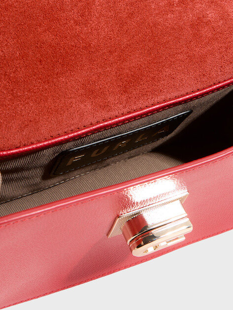 Женская сумка через плечо кросс-боди FURLA, Артикул FURLA 1927 MINI CROSSBODY 20, красный | 2394895. Ракурс 5