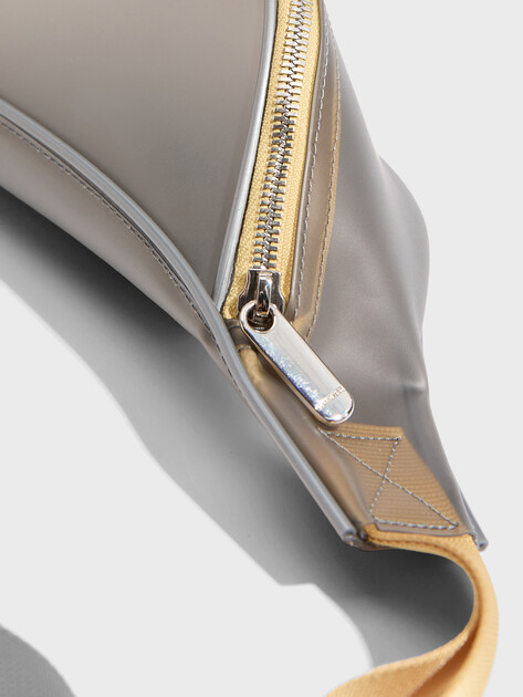 Женская поясная сумка CALZETTI, Артикул TRANSPARENT BELT BAG NEW, светло-серый | 2474617. Ракурс 3