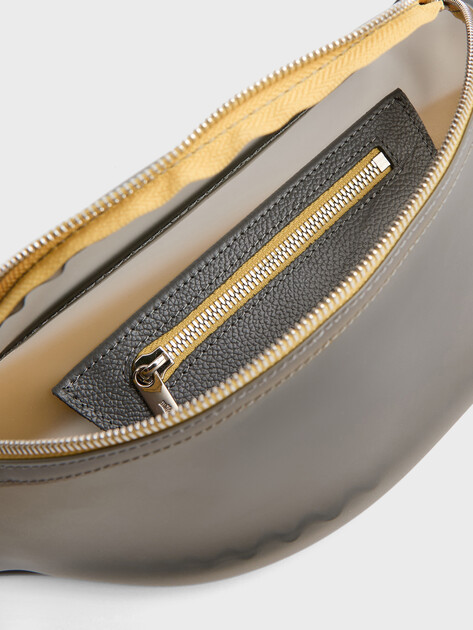 Женская поясная сумка CALZETTI, Артикул TRANSPARENT BELT BAG NEW, светло-серый | 2474617. Ракурс 5