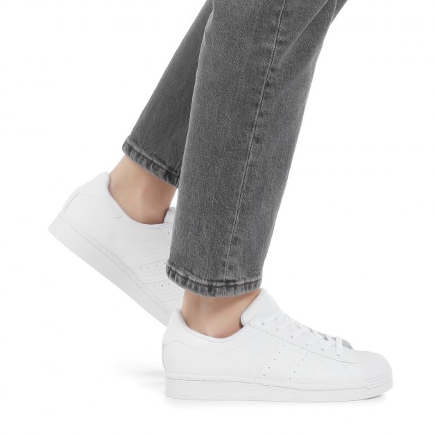 All white adidas women discount