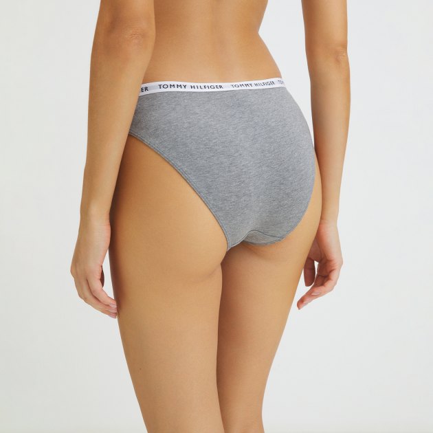 Женские трусы 3 шт. TOMMY HILFIGER 3P BIKINI, Артикул UW0UW02828, мультицвет | 2697076. Ракурс 3