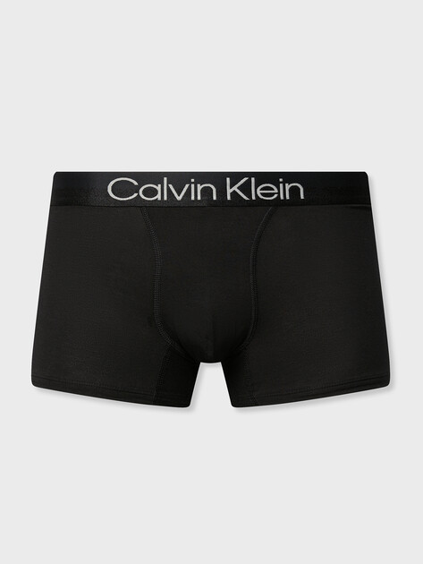 Мужские трусы 3 шт. CALVIN KLEIN TRUNK 3PK, Артикул 000NB2970A, черный | 2835913. Ракурс 6 Мужские трусы 3 шт. CALVIN KLEIN TRUNK 3PK, Артикул 000NB2970A, черный | 2835913. Ракурс 6