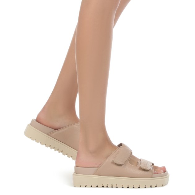 Женские шлепанцы TENDANCE, Артикул Y03, бежевый | 3080113. Ракурс 4