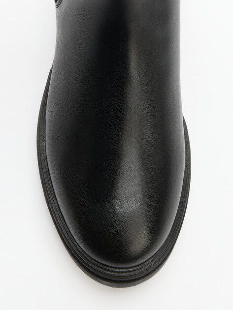 Женские челси TOMMY HILFIGER MONOCHROMATIC CHELSEA BOOT, Артикул FW0FW06730, черный | 3131605. Ракурс 5 Женские челси TOMMY HILFIGER MONOCHROMATIC CHELSEA BOOT, Артикул FW0FW06730, черный | 3131605. Ракурс 5