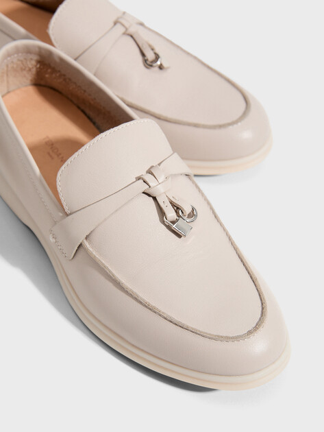Женские лоферы TENDANCE, Артикул 432055-13A-W-G, серый | 3393392. Ракурс 3 Женские лоферы TENDANCE, Артикул 432055-13A-W-G, серый | 3393392. Ракурс 3
