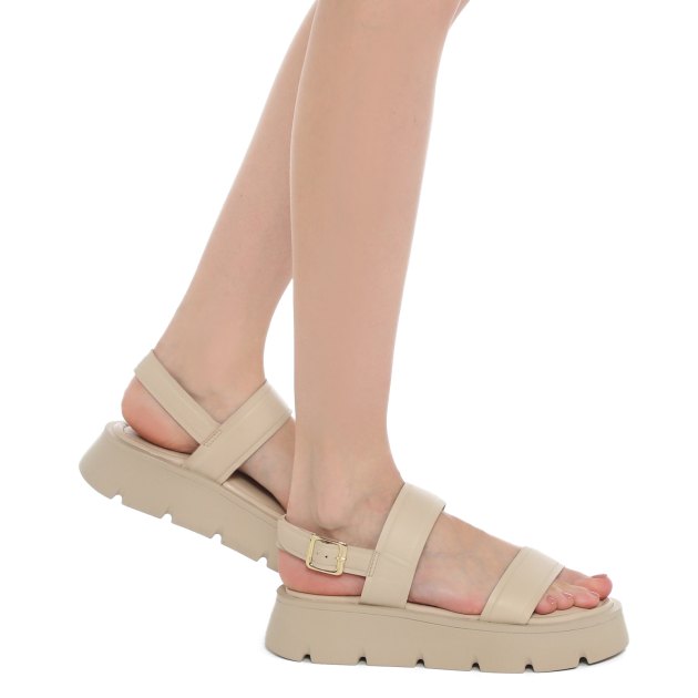 Женские сандалии TAMARIS PEARLY, Артикул 1-1-28713-20, молочно-белый | 3395314. Ракурс 4