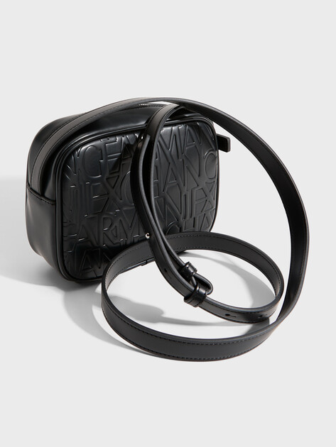Женская сумка через плечо кросс-боди ARMANI EXCHANGE LIZ, Артикул 942733, черный | 3398572. Ракурс 4 Женская сумка через плечо кросс-боди ARMANI EXCHANGE LIZ, Артикул 942733, черный | 3398572. Ракурс 4