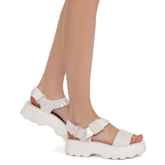 Женские ароматизированные сандалии MELISSA KICK OFF SANDAL, Артикул 32823, белый | 3442694. Ракурс 4