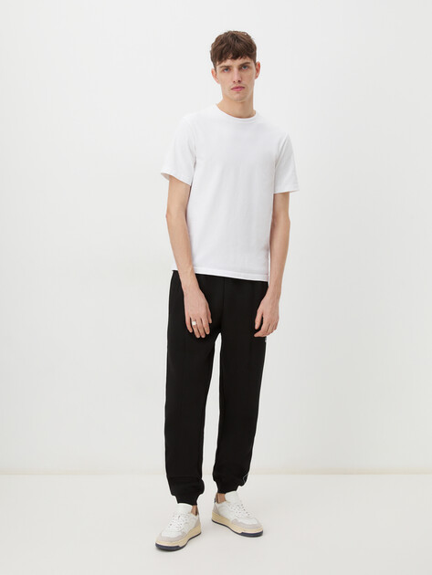 Мужские брюки GUESS MICKEY CUFF PANT, Артикул Z2YB09KB3P2, черный | 3532189. Ракурс 2 Мужские брюки GUESS MICKEY CUFF PANT, Артикул Z2YB09KB3P2, черный | 3532189. Ракурс 2
