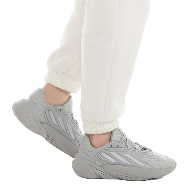 Кроссовки ADIDAS OZELIA, Артикул OZELIA, серый | 3558025. Ракурс 4 Кроссовки ADIDAS OZELIA, Артикул OZELIA, серый | 3558025. Ракурс 4