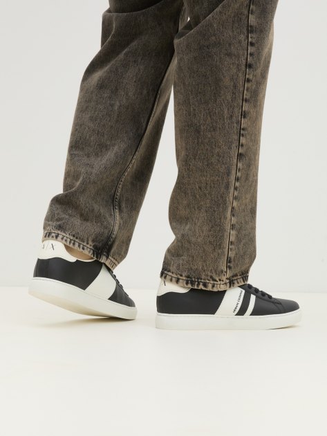 Мужские кеды ARMANI EXCHANGE PARIS, Артикул XUX173, черный | 3733041. Ракурс 2