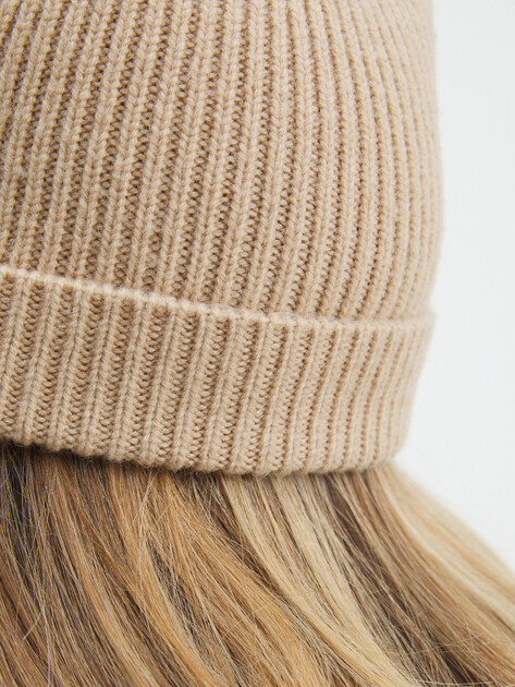 Женская шапка MAISON DAVID, Артикул CKHPZMZ, светло-бежевый | 3745864. Ракурс 3