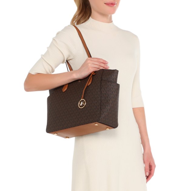 Michael kors k top