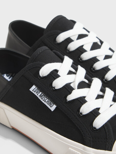 Женские кеды LOVE MOSCHINO POP LOVE, Артикул JA15132G SS24, черный | 3816961. Ракурс 4