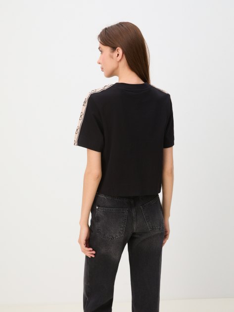 Женская футболка GUESS BRITNEY CROP TEE, Артикул V3RI08I3Z14, черный | 3828399. Ракурс 4 Женская футболка GUESS BRITNEY CROP TEE, Артикул V3RI08I3Z14, черный | 3828399. Ракурс 4