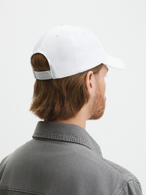 Мужская бейсболка CALVIN KLEIN MONOGRAM CAP, Артикул K50K510061, белый | 3845977. Ракурс 2 Мужская бейсболка CALVIN KLEIN MONOGRAM CAP, Артикул K50K510061, белый | 3845977. Ракурс 2
