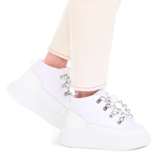 Женские дутики TENDANCE, Артикул AJ1489-4-3, белый | 3847983. Ракурс 4