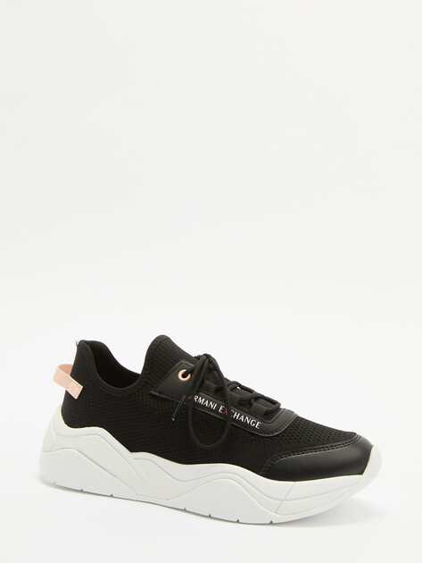 Женские кроссовки ARMANI EXCHANGE CHER, Артикул XDX151, черный | 3885001. Ракурс 3 Женские кроссовки ARMANI EXCHANGE CHER, Артикул XDX151, черный | 3885001. Ракурс 3