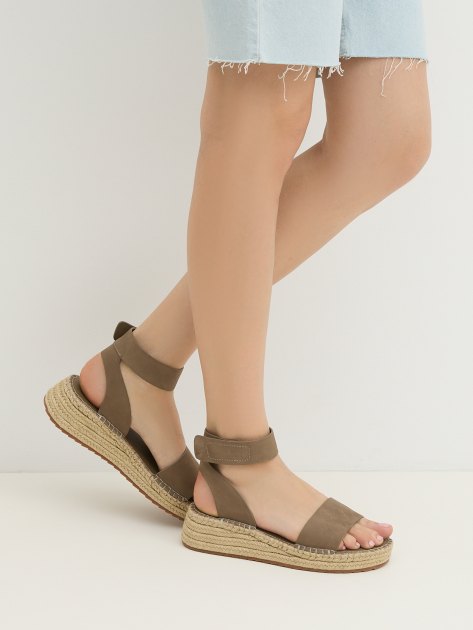 Женские сандалии TENDANCE, Артикул YS-39028L-1, серо-коричневый | 3886978. Ракурс 2 Женские сандалии TENDANCE, Артикул YS-39028L-1, серо-коричневый | 3886978. Ракурс 2