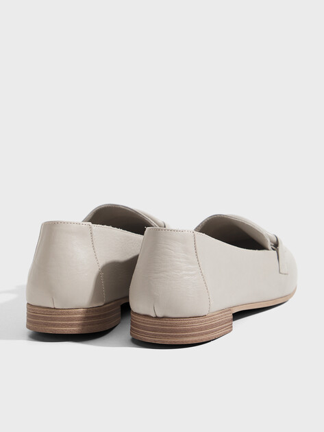 Женские лоферы TENDANCE, Артикул 35-48-705, светло-серый | 3891678. Ракурс 5 Женские лоферы TENDANCE, Артикул 35-48-705, светло-серый | 3891678. Ракурс 5