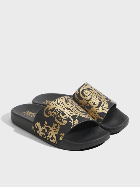 Женские сланцы VERSACE JEANS COUTURE SHELLY, Артикул 76VA3SQ3, черный | 3904382. Ракурс 3
