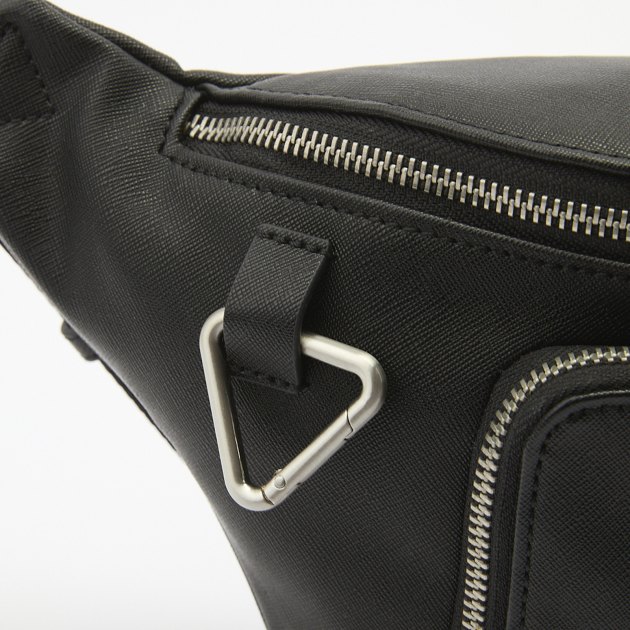 Мужская поясная сумка GUESS MILANO MAXI BUM BAG W FRT PKT, Артикул HMMISAP4256, черный | 3914367. Ракурс 4