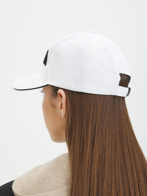 Женская бейсболка JUST CAVALLI LOGO EMBROIDERY 3D UP, Артикул 76RAZK30, белый | 3916063. Ракурс 2 Женская бейсболка JUST CAVALLI LOGO EMBROIDERY 3D UP, Артикул 76RAZK30, белый | 3916063. Ракурс 2