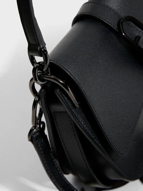 Женская сумка  FURLA, Артикул FURLA FLOW MINI TOP HANDLE, черный | 3940886. Ракурс 3