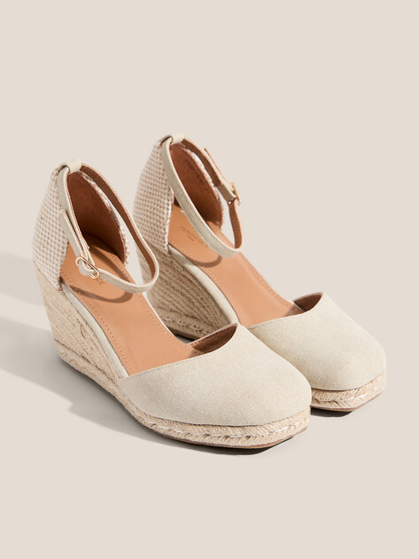 Босоножки TENDANCE, Артикул FR60-70, бледно-серый | 3948783. Ракурс 2 Босоножки TENDANCE, Артикул FR60-70, бледно-серый | 3948783. Ракурс 2