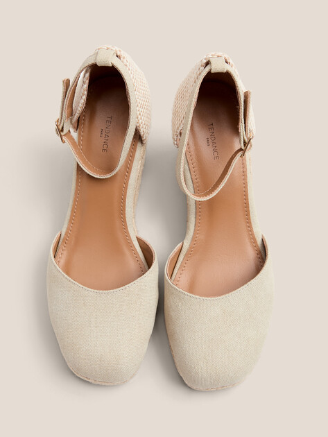 Босоножки TENDANCE, Артикул FR60-70, бледно-серый | 3948783. Ракурс 4 Босоножки TENDANCE, Артикул FR60-70, бледно-серый | 3948783. Ракурс 4