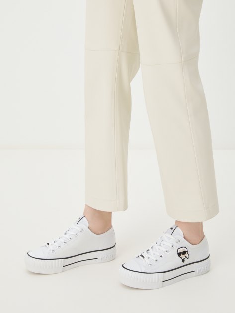 Женские кеды KARL LAGERFELD KAMPUS MAX Nft Patch Lo Lace, Артикул KL60424, белый | 3971951. Ракурс 2