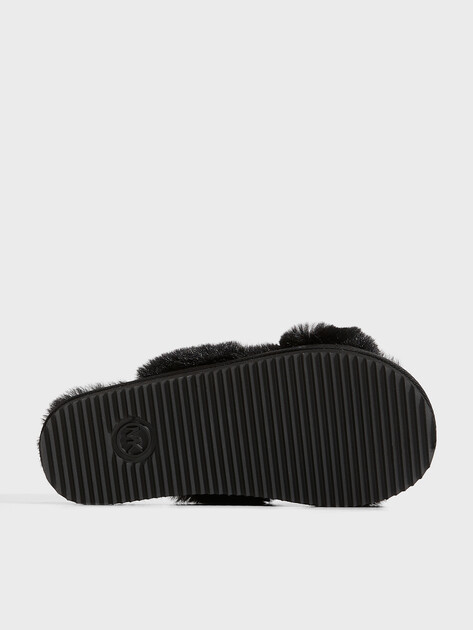 Женские шлепанцы MICHAEL KORS LALA SLIPPER, Артикул 40R1LAFP1D, черный | 3997123. Ракурс 7