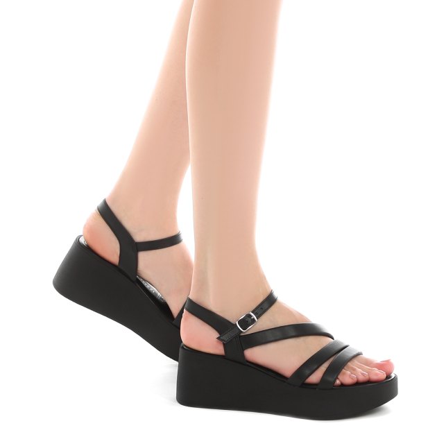 Босоножки MARCO TOZZI ARBIO, Артикул 2-2-28009-42, черный | 4003773. Ракурс 4