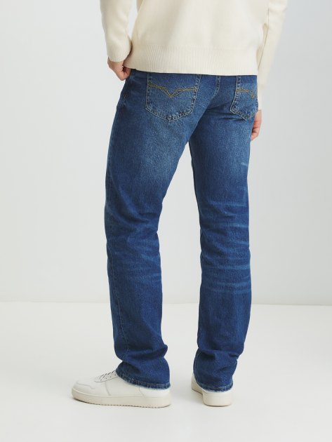 Мужские джинсы MAISON DAVID, Артикул A043, светло-синий | 4015110. Ракурс 4
