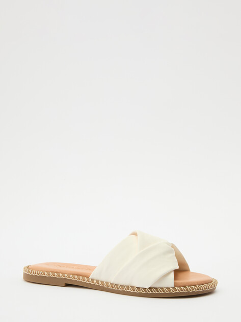 Женские шлепанцы TAMARIS TOLLIA, Артикул 1-1-27116-42, молочно-белый | 4016238. Ракурс 3