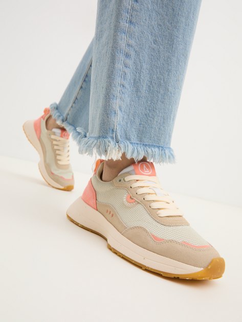 Женские кроссовки ARMISTICE MOON JOGGER W, Артикул MOON JOGGER W, светло-бежевый | 4030441. Ракурс 2 Женские кроссовки ARMISTICE MOON JOGGER W, Артикул MOON JOGGER W, светло-бежевый | 4030441. Ракурс 2