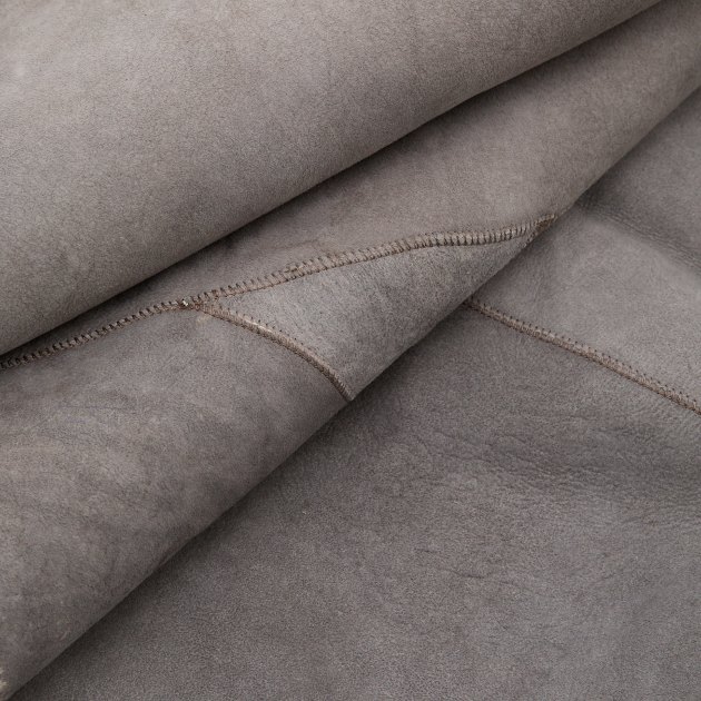 Ковер из натуральной овчины 2.5x2м MAISON DAVID, Артикул IM-RUG 2.5x2m, серо-коричневый | 4037008. Ракурс 4