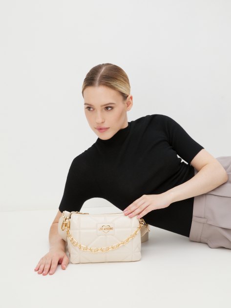 Женская сумка с ручкой LOVE MOSCHINO GEOMETRIC QUILTED, Артикул JC4152PP FW24, светло-бежевый | 4064944. Ракурс 2