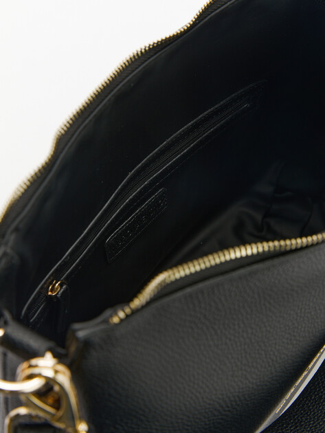 Женская сумка VALENTINO NAIF RE, Артикул VBS8AE07, черный | 4070892. Ракурс 4 Женская сумка VALENTINO NAIF RE, Артикул VBS8AE07, черный | 4070892. Ракурс 4