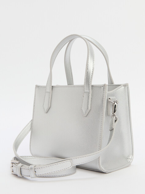 Женская сумка VALENTINO DIVINA, Артикул VBS1R415G, серебряный | 4070950. Ракурс 3 Женская сумка VALENTINO DIVINA, Артикул VBS1R415G, серебряный | 4070950. Ракурс 3