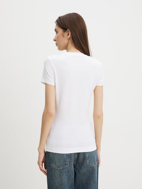 Женская футболка GUESS SS CN LEO TRIANGLE TEE, Артикул W4YI15J1314, белый | 4072275. Ракурс 4