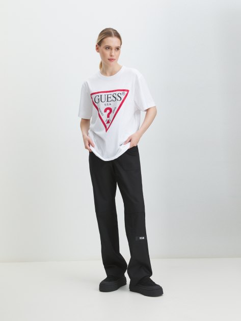 Женская футболка GUESS SS CN SHINY TRIANGLE TEE, Артикул W4YI34I3Z14, белый | 4072298. Ракурс 2 Женская футболка GUESS SS CN SHINY TRIANGLE TEE, Артикул W4YI34I3Z14, белый | 4072298. Ракурс 2