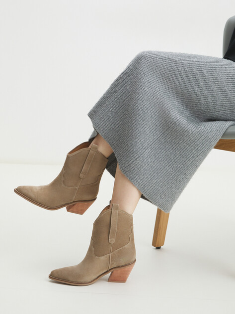 Казаки TENDANCE, Артикул CLF785K-05, серовато-бежевый | 4073849. Ракурс 2