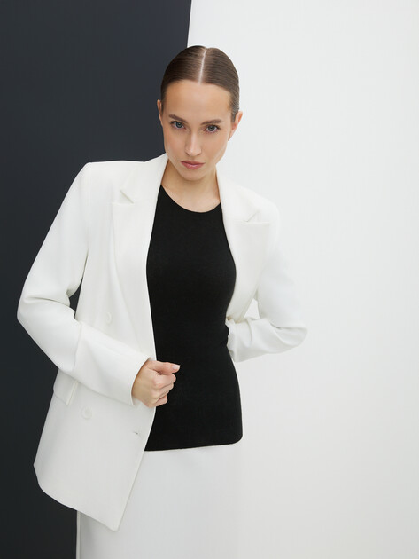 Женский бесшовный джемпер MAISON DAVID, Артикул KK382, черный | 4076754. Ракурс 5