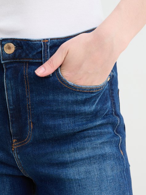 Женские джинсы скинни GUESS 1981 SKINNY, Артикул W2YA46D4Q03, темно-синий | 4078373. Ракурс 3