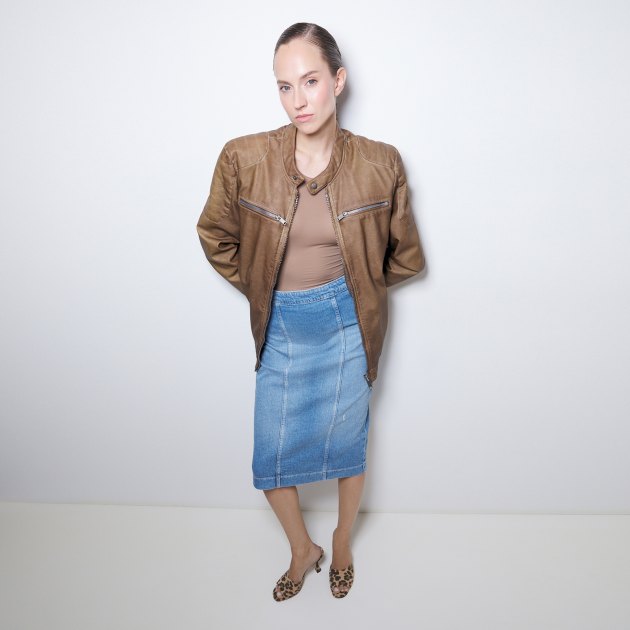 Женская юбка из денима GUESS EMMA LONGUETTE, Артикул W4YD45D5DD5, голубой | 4078495. Ракурс 5