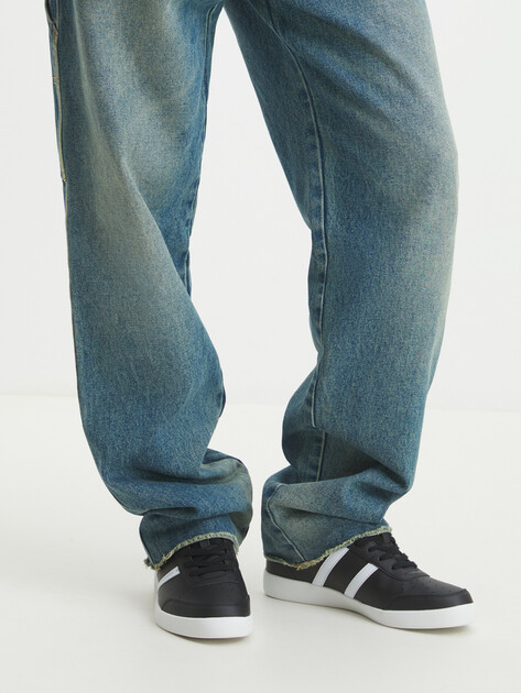 Мужские кеды ARMANI EXCHANGE BERLIN, Артикул XUX197, черный | 4079388. Ракурс 2